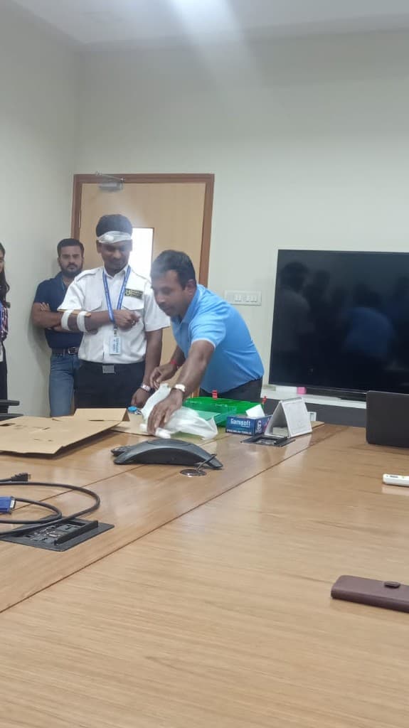 First-aid bandaging workshop