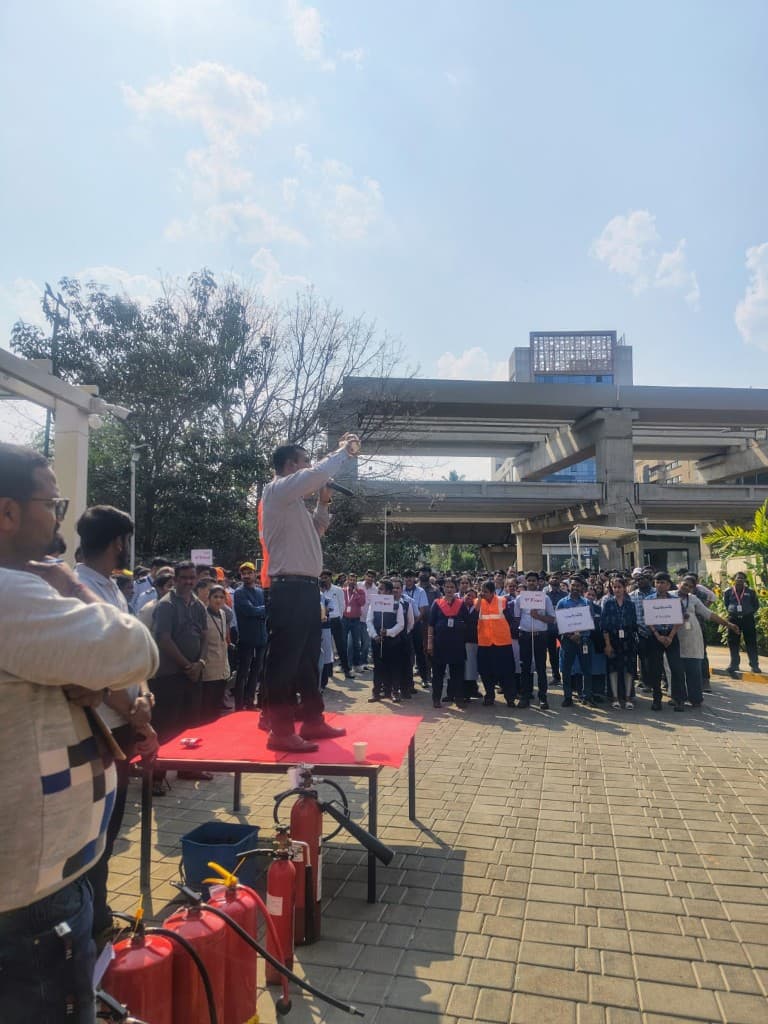 Industrial floor drill