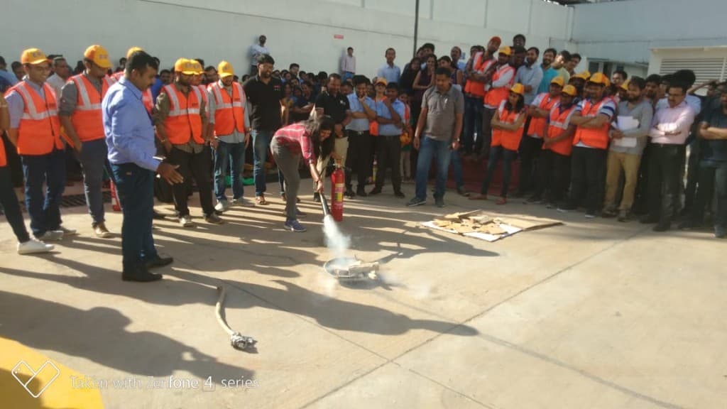 Extinguisher handling practice