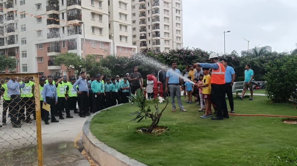 Hydrant stream control practice