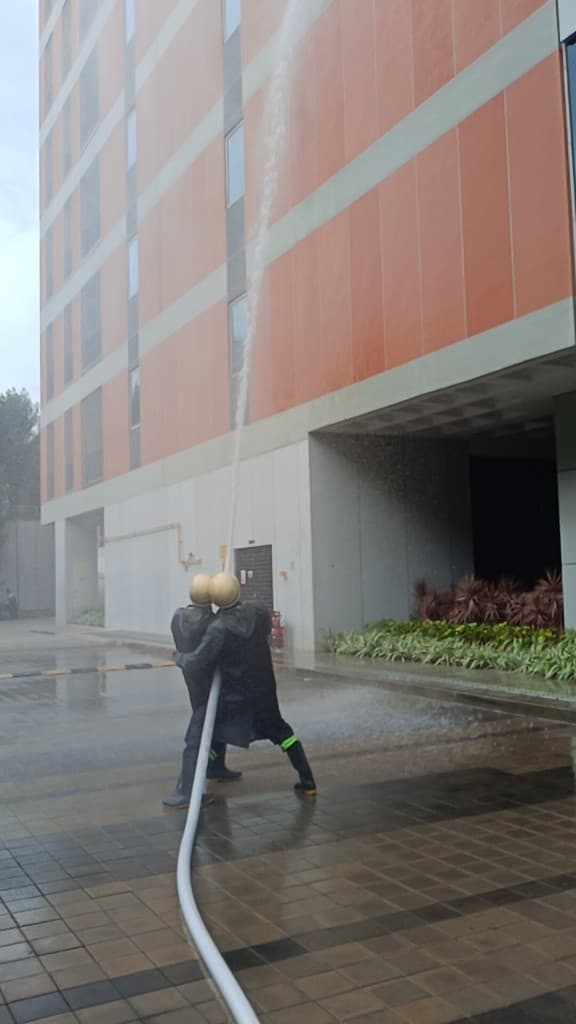 Rain-condition hydrant drill