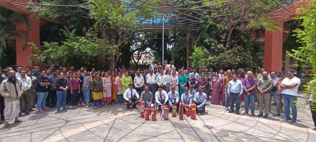 Large campus team photo